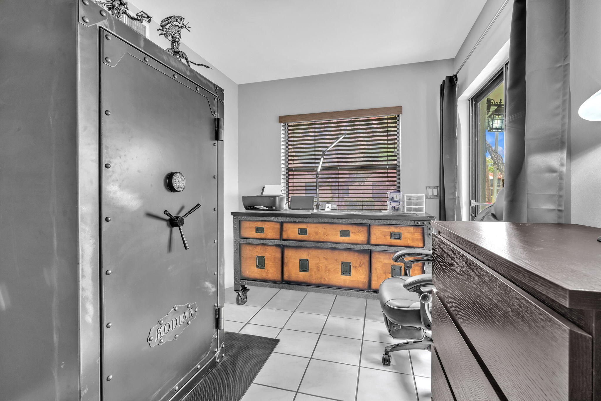 REPUBLIC SQUARE CONDO - Residential