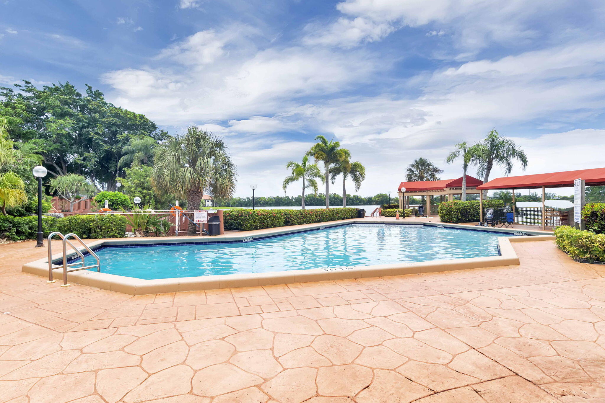 REPUBLIC SQUARE CONDO - Residential