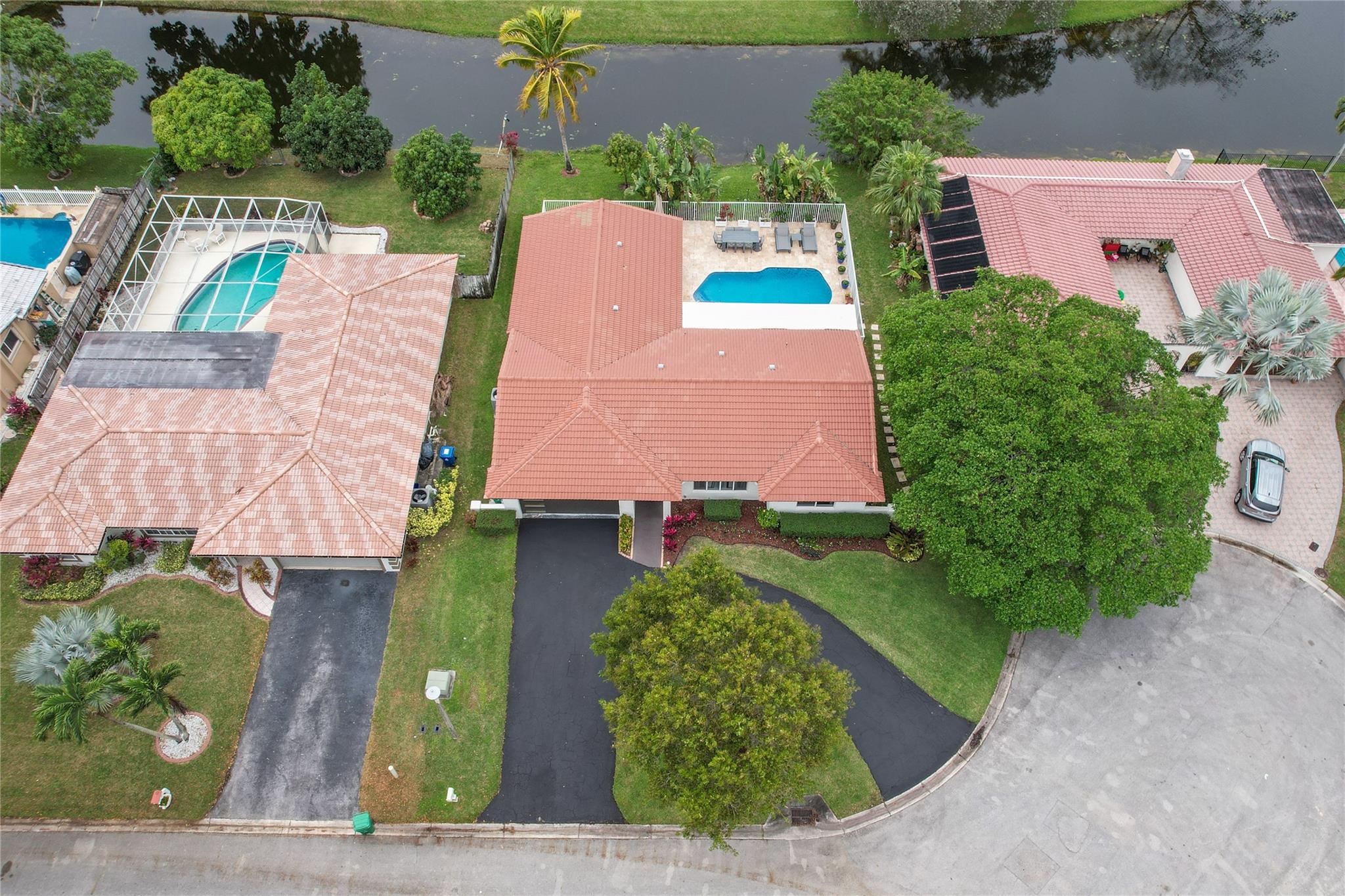 Coral Spgs Country Club - Residential
