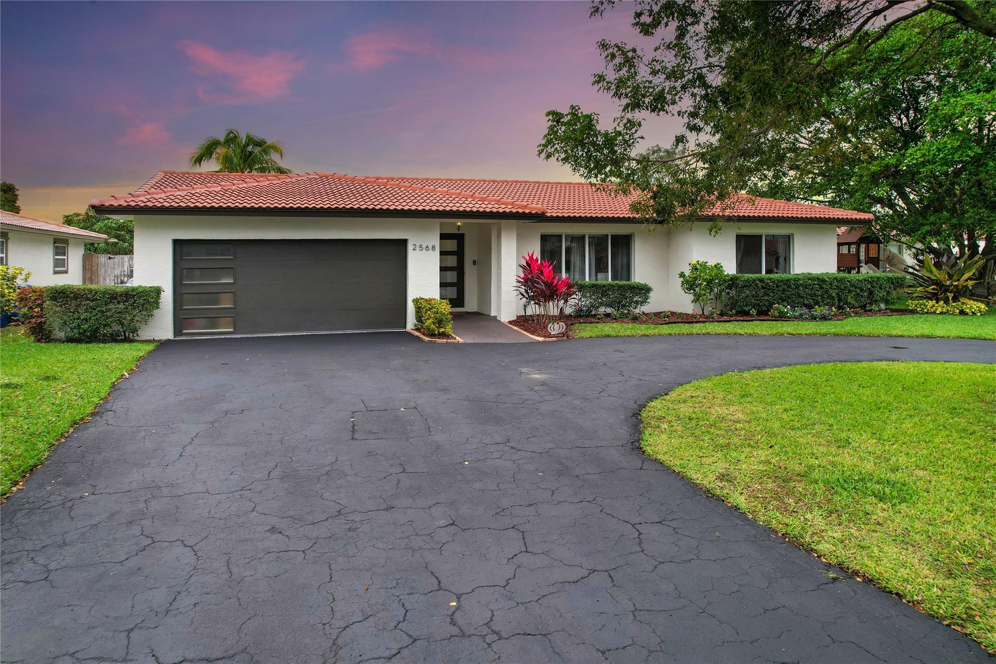 Coral Spgs Country Club - Residential