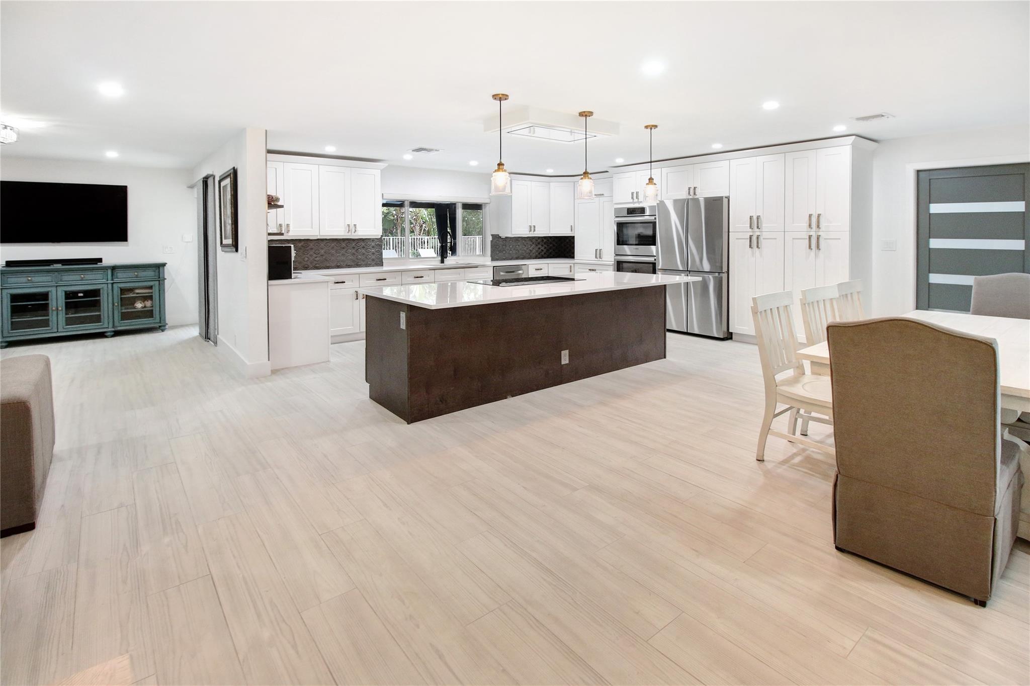 Coral Spgs Country Club - Residential