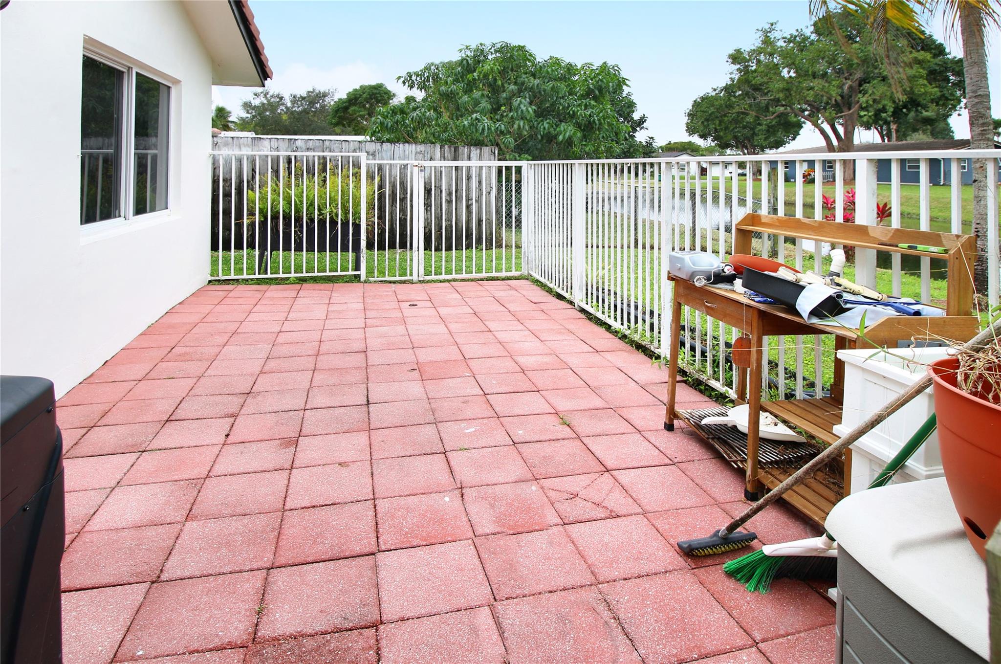 Coral Spgs Country Club - Residential