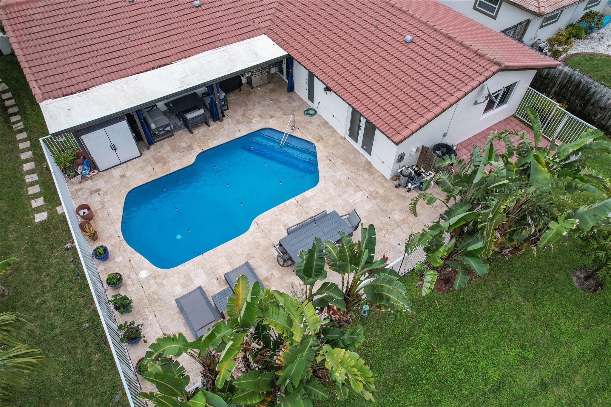 Coral Spgs Country Club - Residential