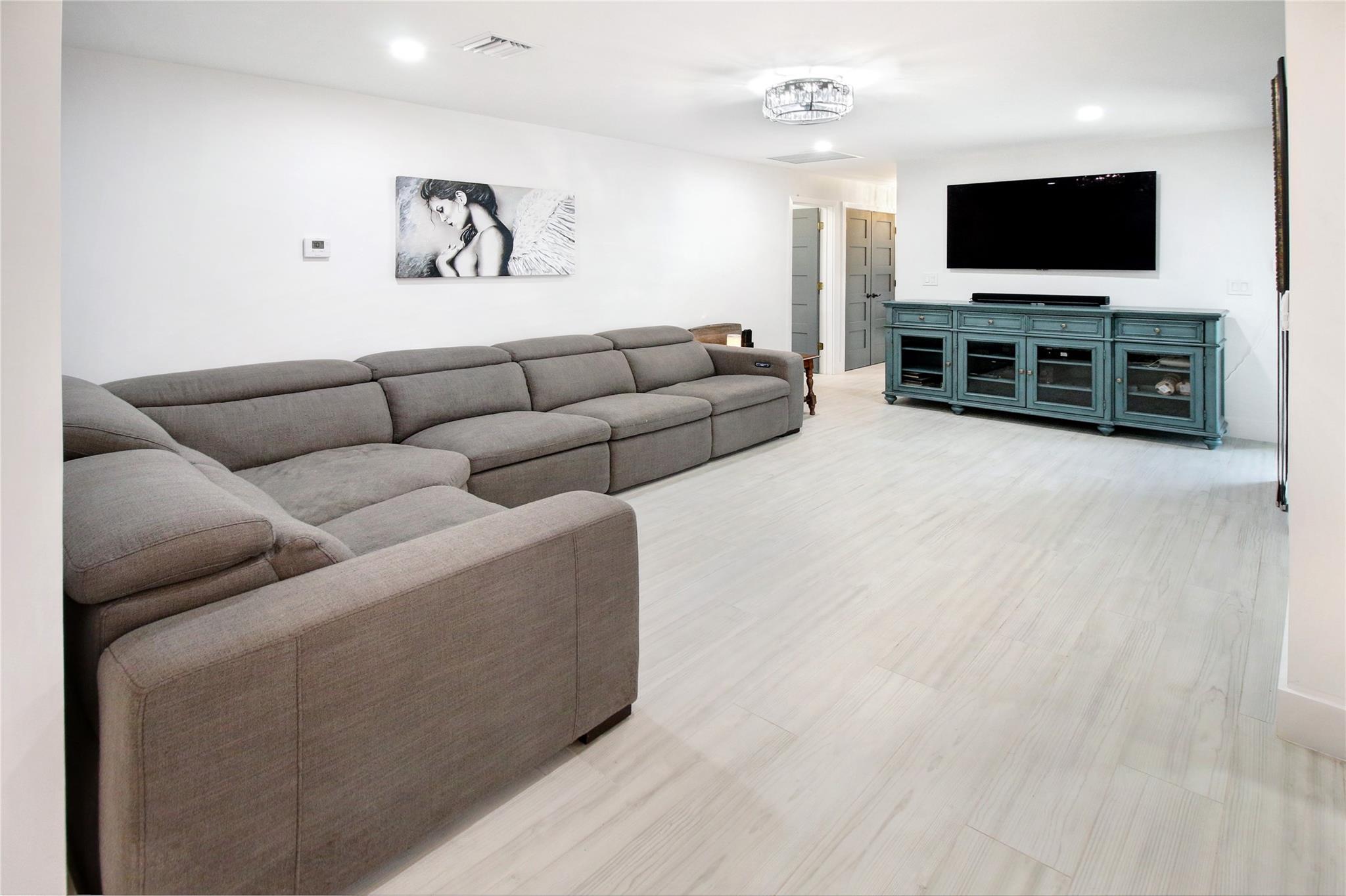 Coral Spgs Country Club - Residential