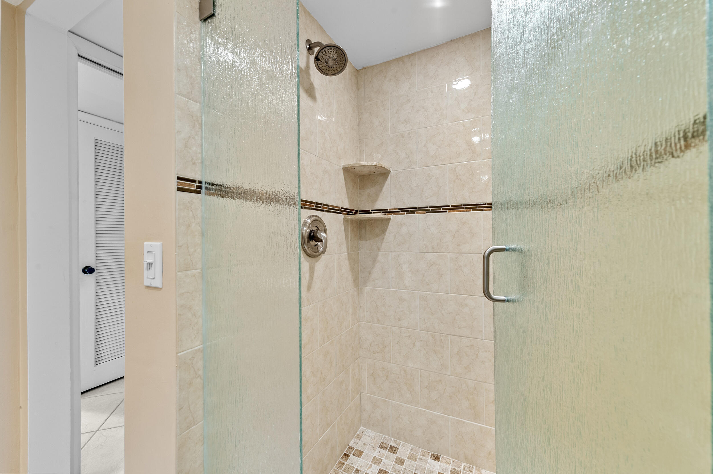 KINGS POINT PIEDMONT CONDOS - Residential