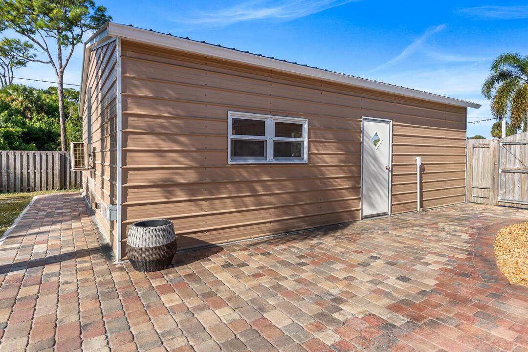 GOLDEN GATE - Residential