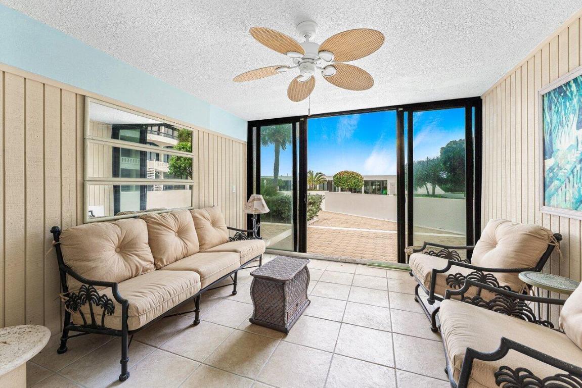 BEACH POINT CONDO - Residential