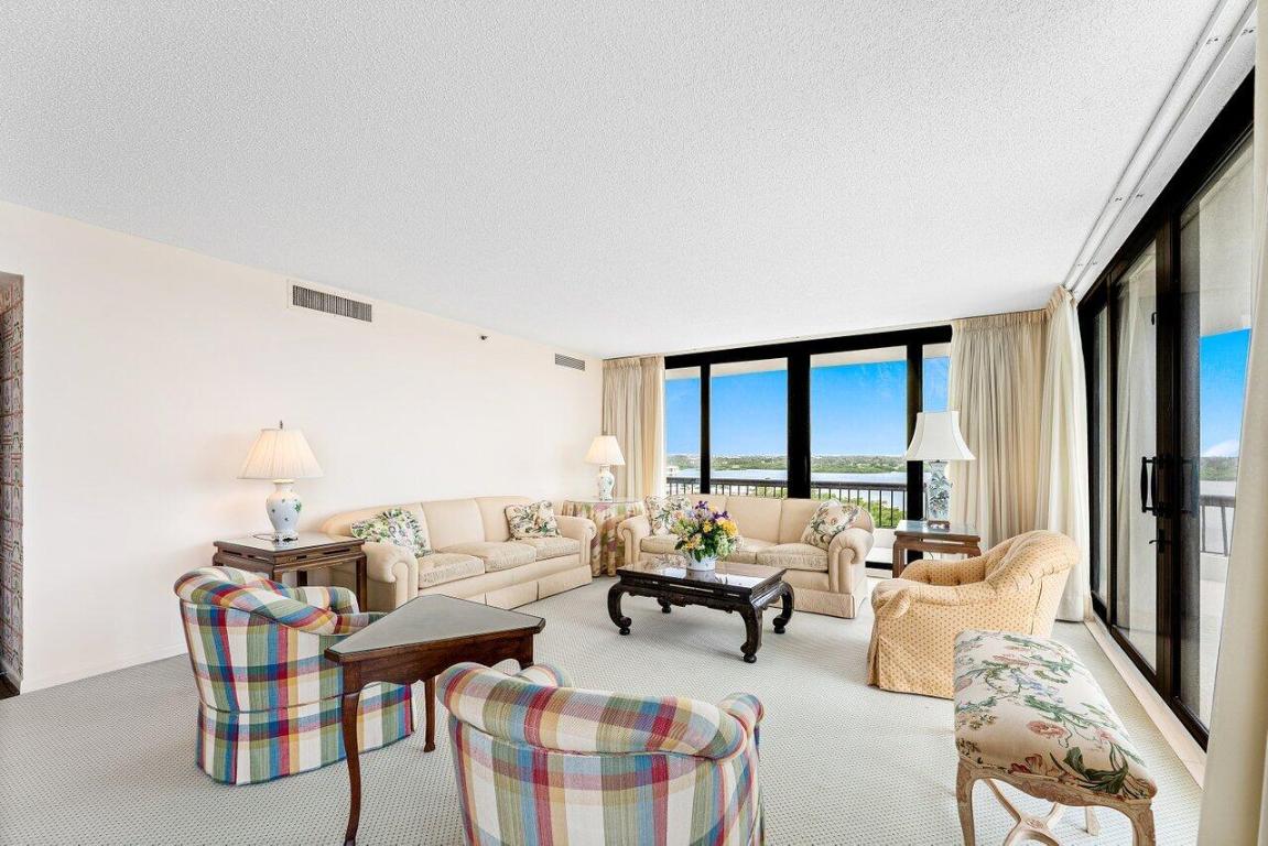 BEACH POINT CONDO - Residential
