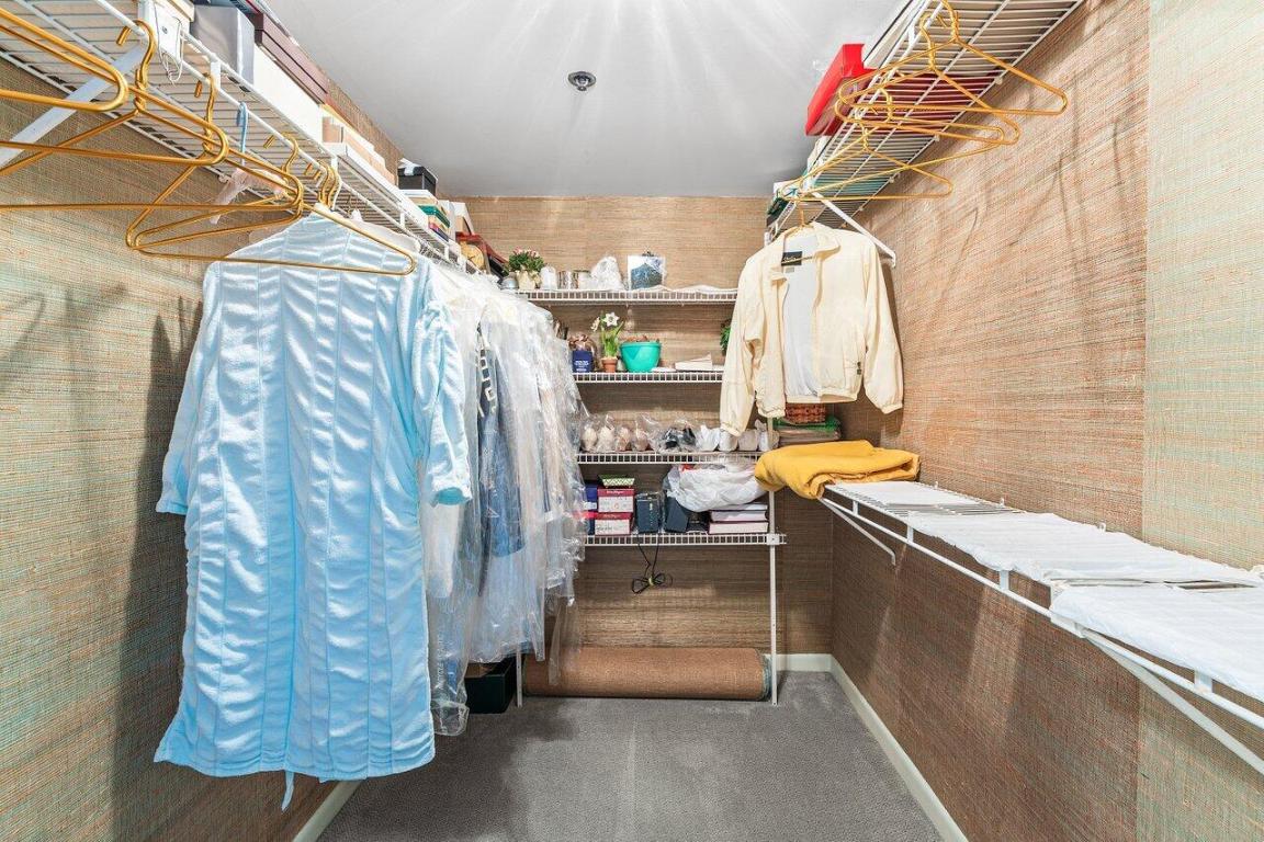 BEACH POINT CONDO - Residential