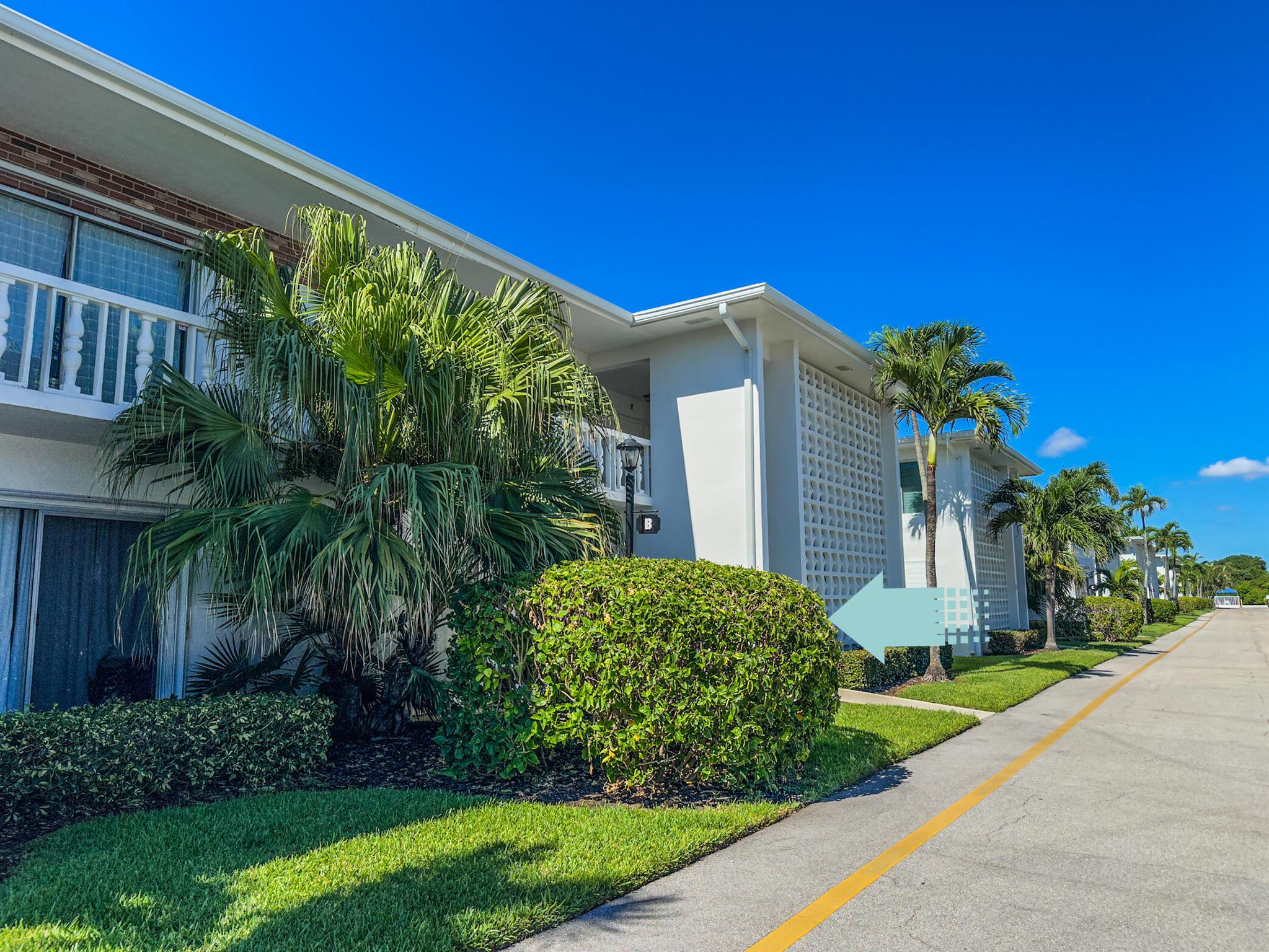 This nice sized home, close to the ocean, awaits a new resident. This home has one bedroom and one bathroom, as well as a spacious dining area off the living room. The bedroom opens to an enclosed patio that acts as a nice extension to the home and adds to the feel of the space. You can enjoy the sun in the swimming pool next to the Intracostal, which is heated in winter. The location couldn't be better, with DEEDED BEACH access straight across A1A to Lantana Beach on the other side of the road! Quarter mile to a beautiful Plaza Del Mar where you find stores,Publix, restaurants. Eau Palm Beach is a 5 starhotel across from the Plaza by the beach.