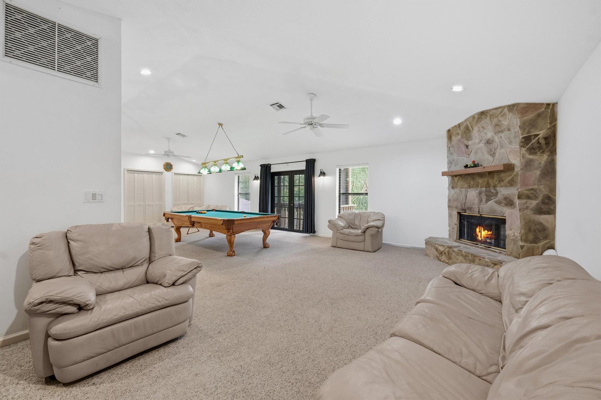 Palm Beach Country Estate - Residential