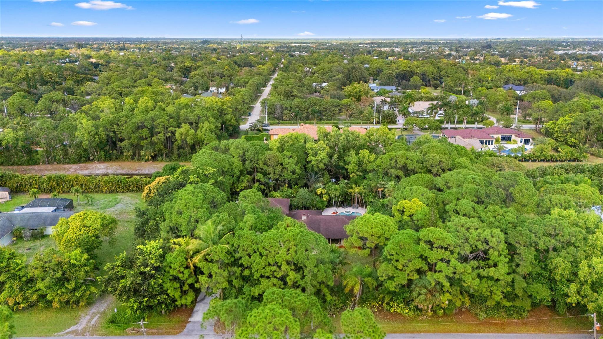 Palm Beach Country Estate - Residential