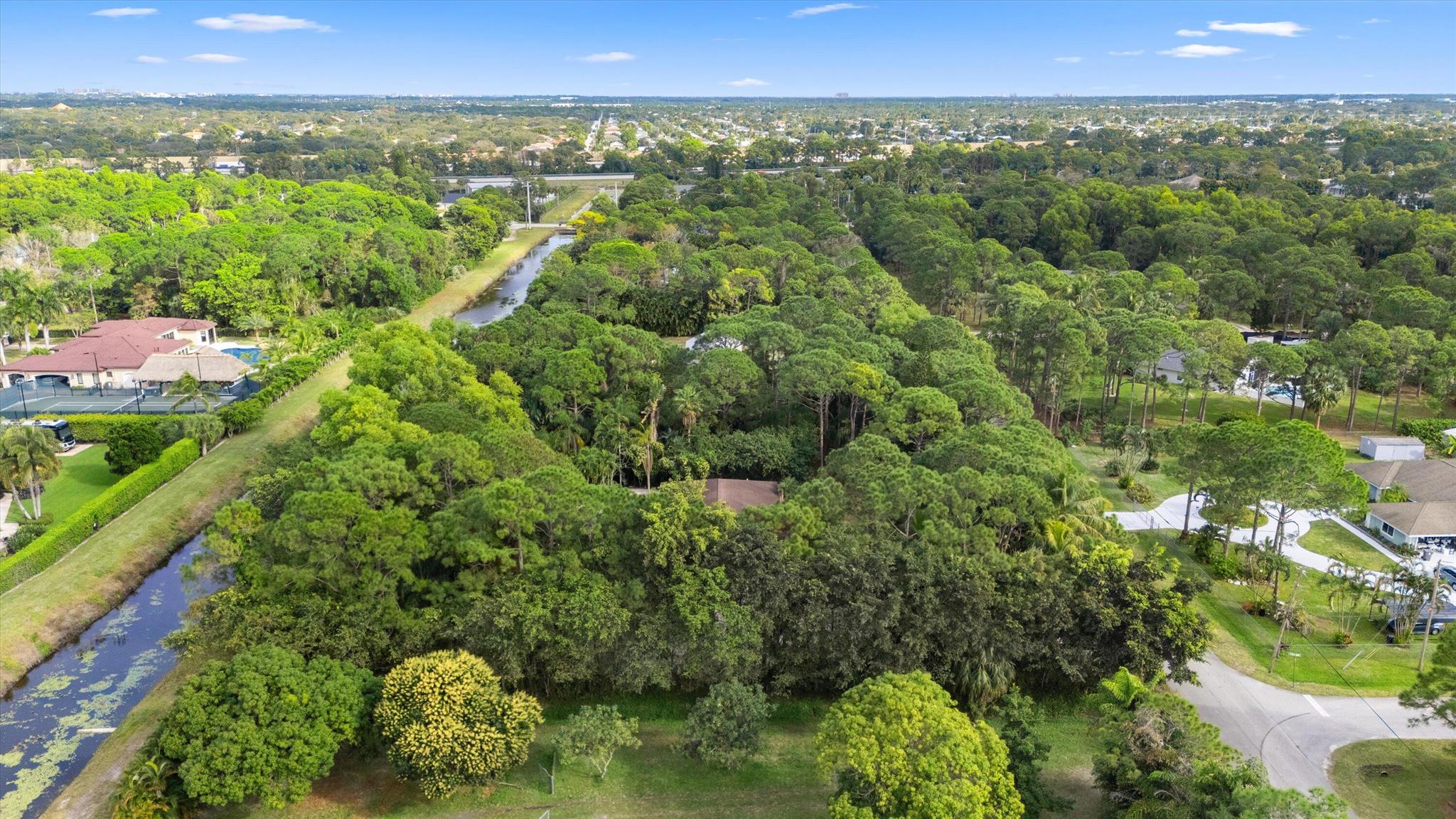 Palm Beach Country Estate - Residential