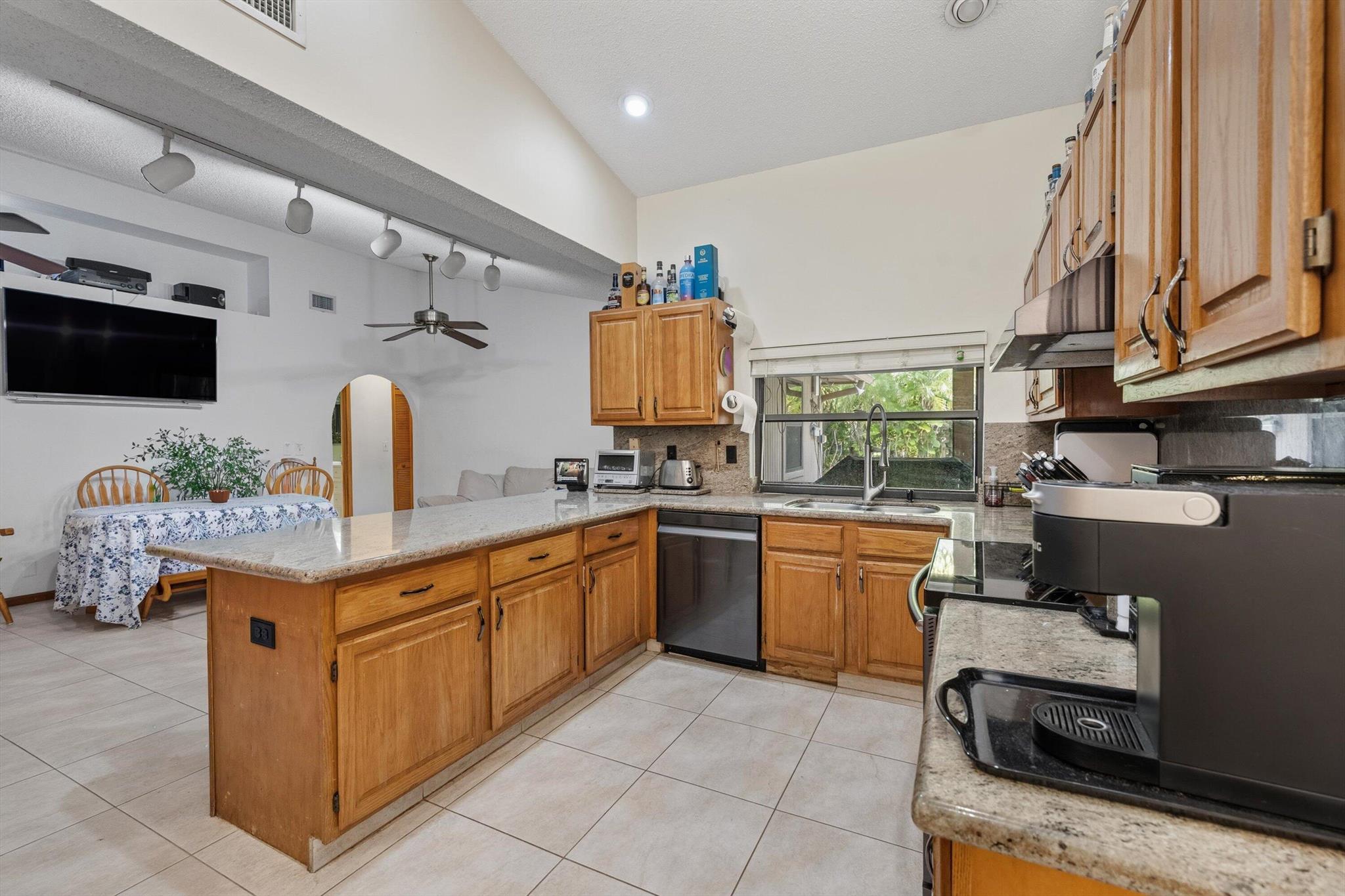 Palm Beach Country Estate - Residential