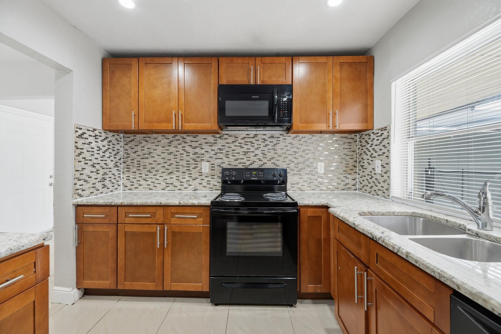 Miramar Sec 9 48-31 B - Residential