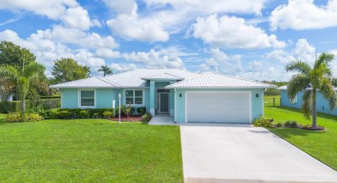 A home in Okeechobee