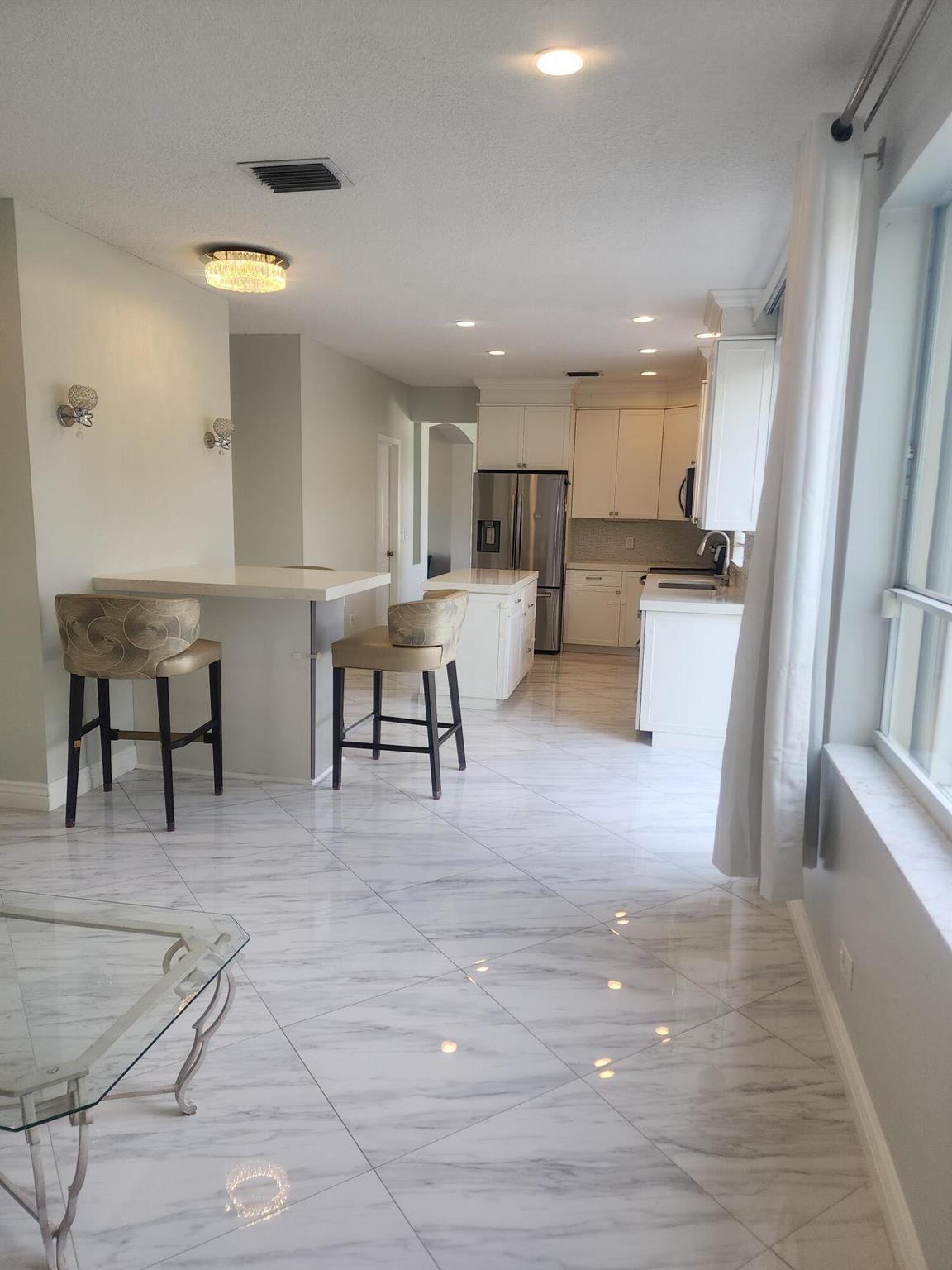 WEITZER SUB 2 - Residential Lease