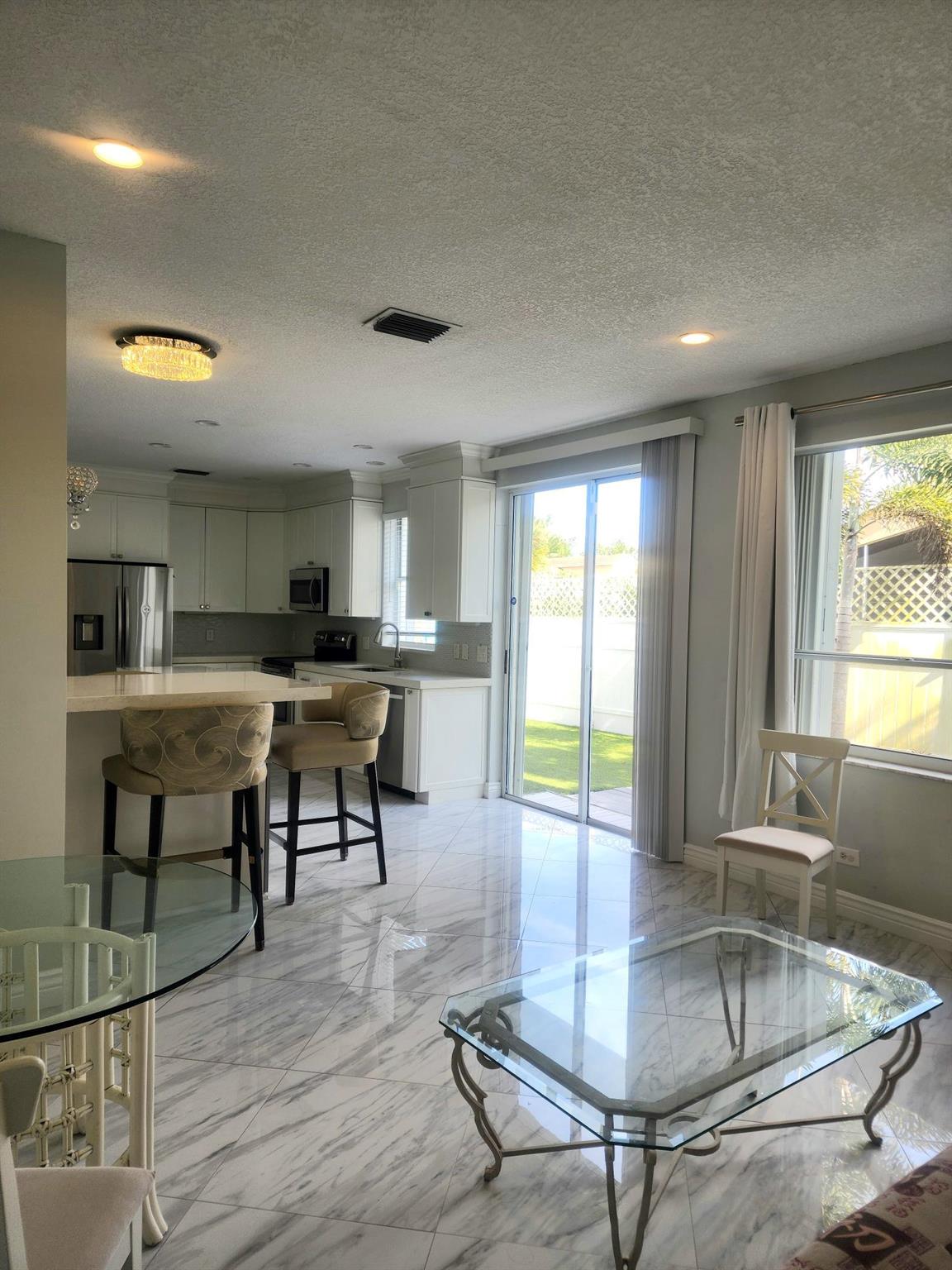 WEITZER SUB 2 - Residential Lease