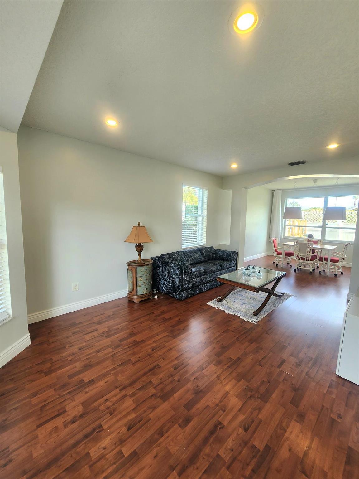 WEITZER SUB 2 - Residential Lease