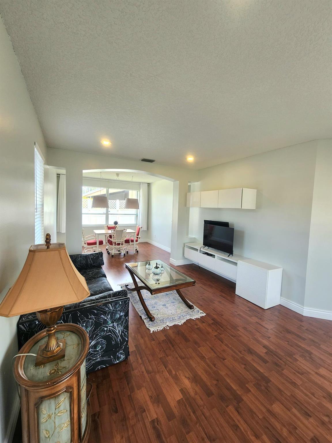 WEITZER SUB 2 - Residential Lease