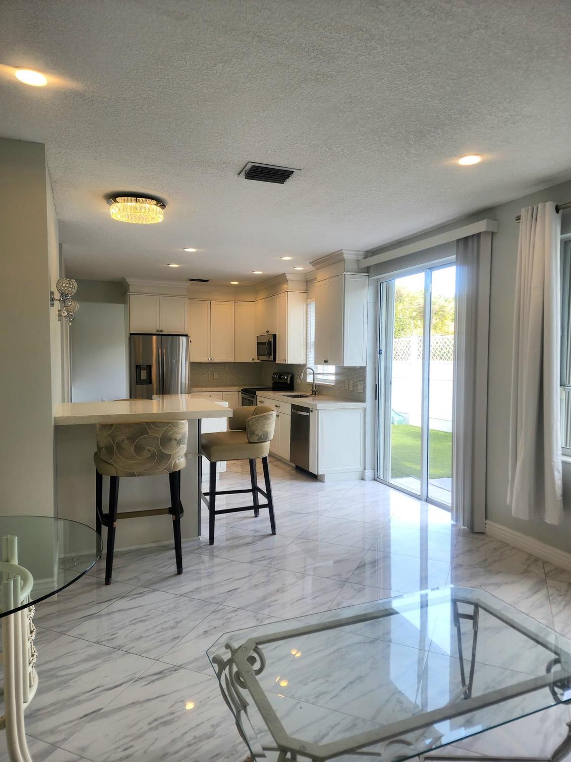 WEITZER SUB 2 - Residential Lease