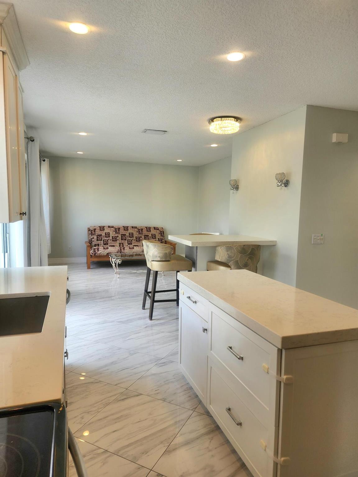 WEITZER SUB 2 - Residential Lease