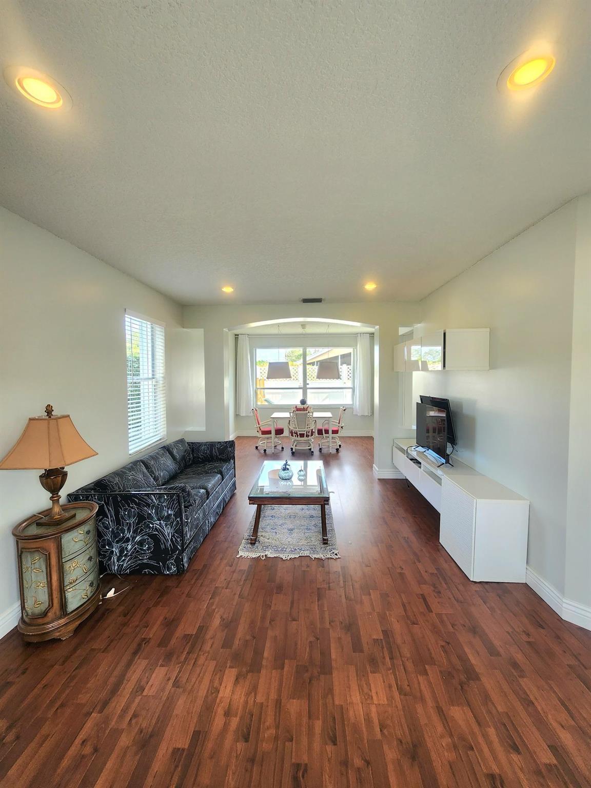 WEITZER SUB 2 - Residential Lease