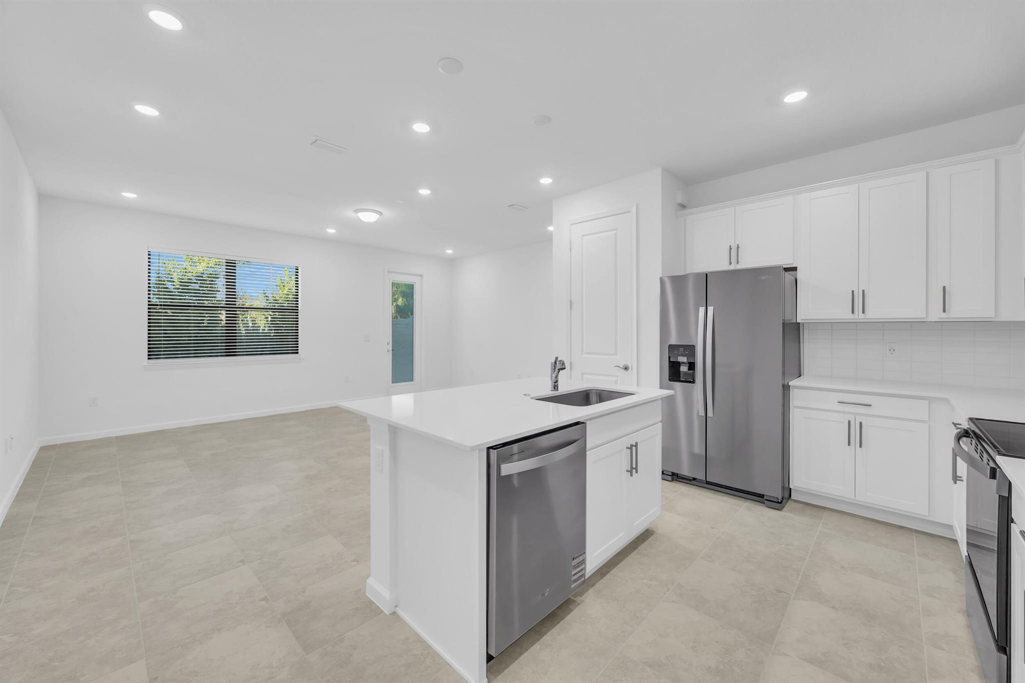 CAMELLIA - Residential Lease