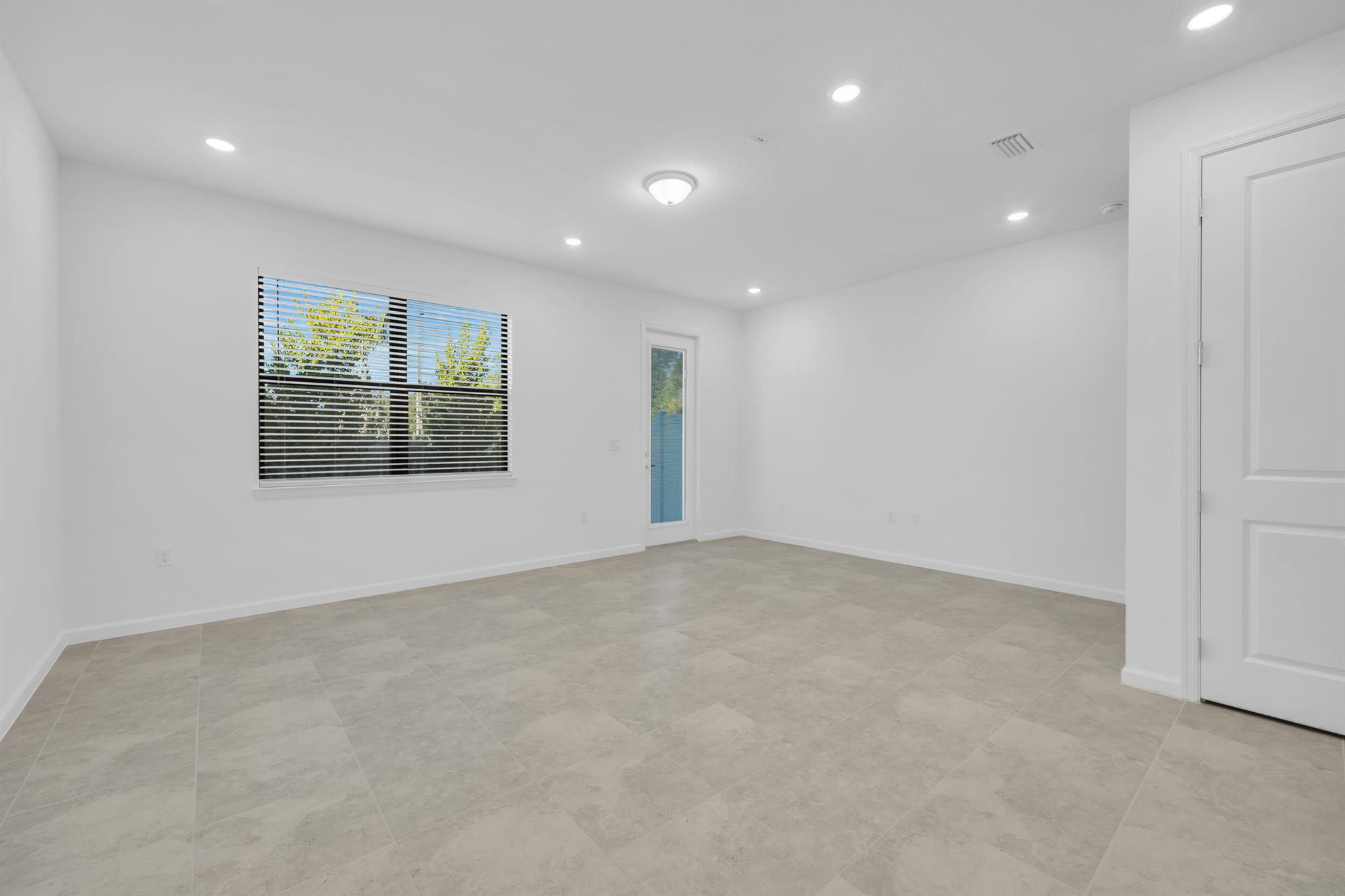 CAMELLIA - Residential Lease