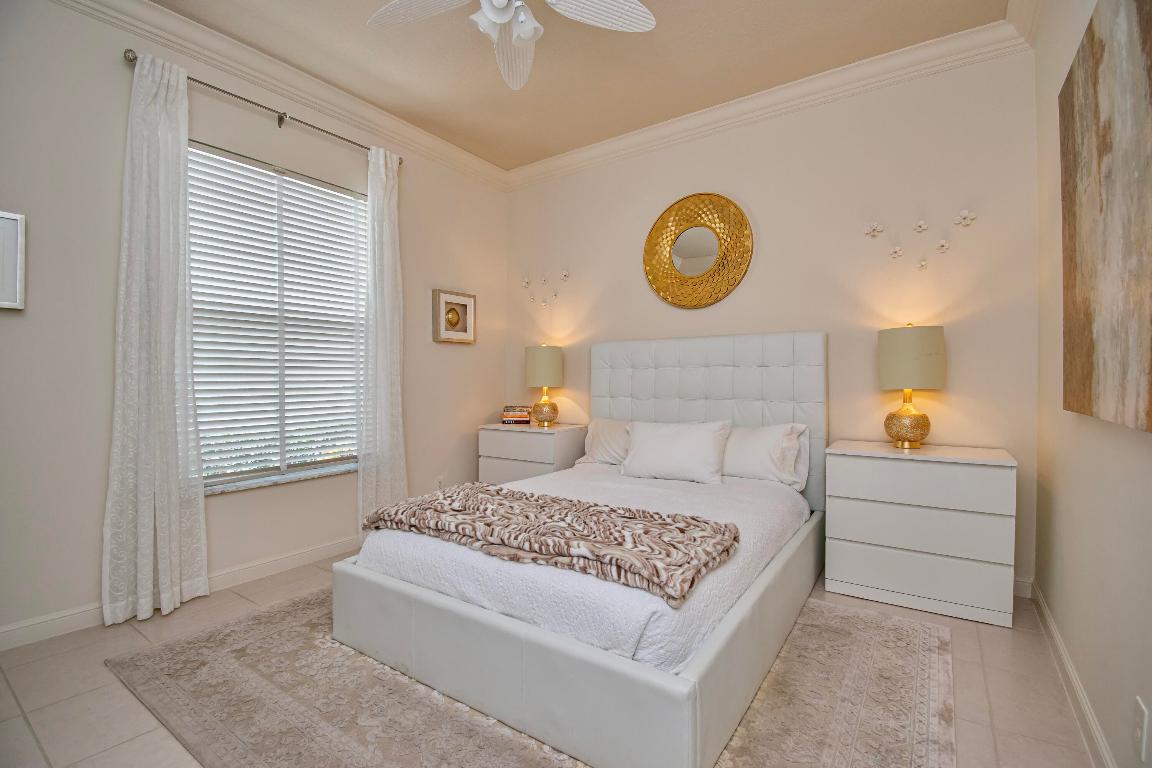 ADDISON RESERVE PAR 15 - Residential