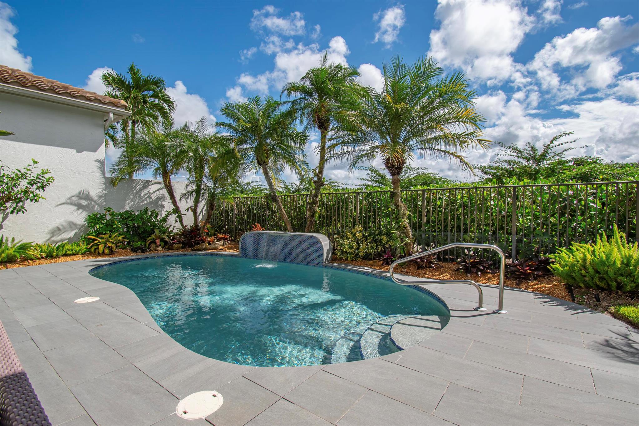 ADDISON RESERVE PAR 15 - Residential
