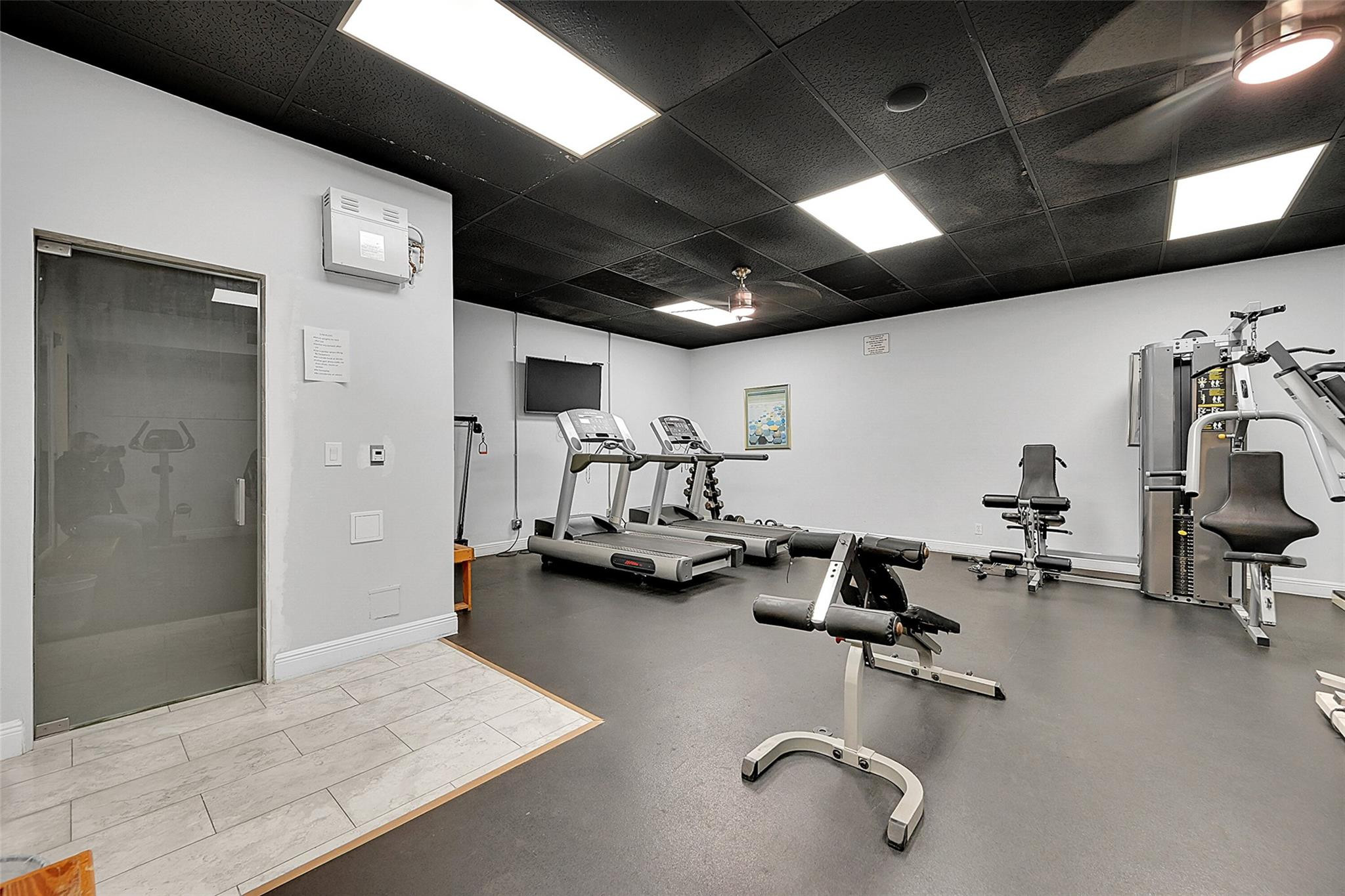 VILLAS AT CARRIAGE HILLS - Residential