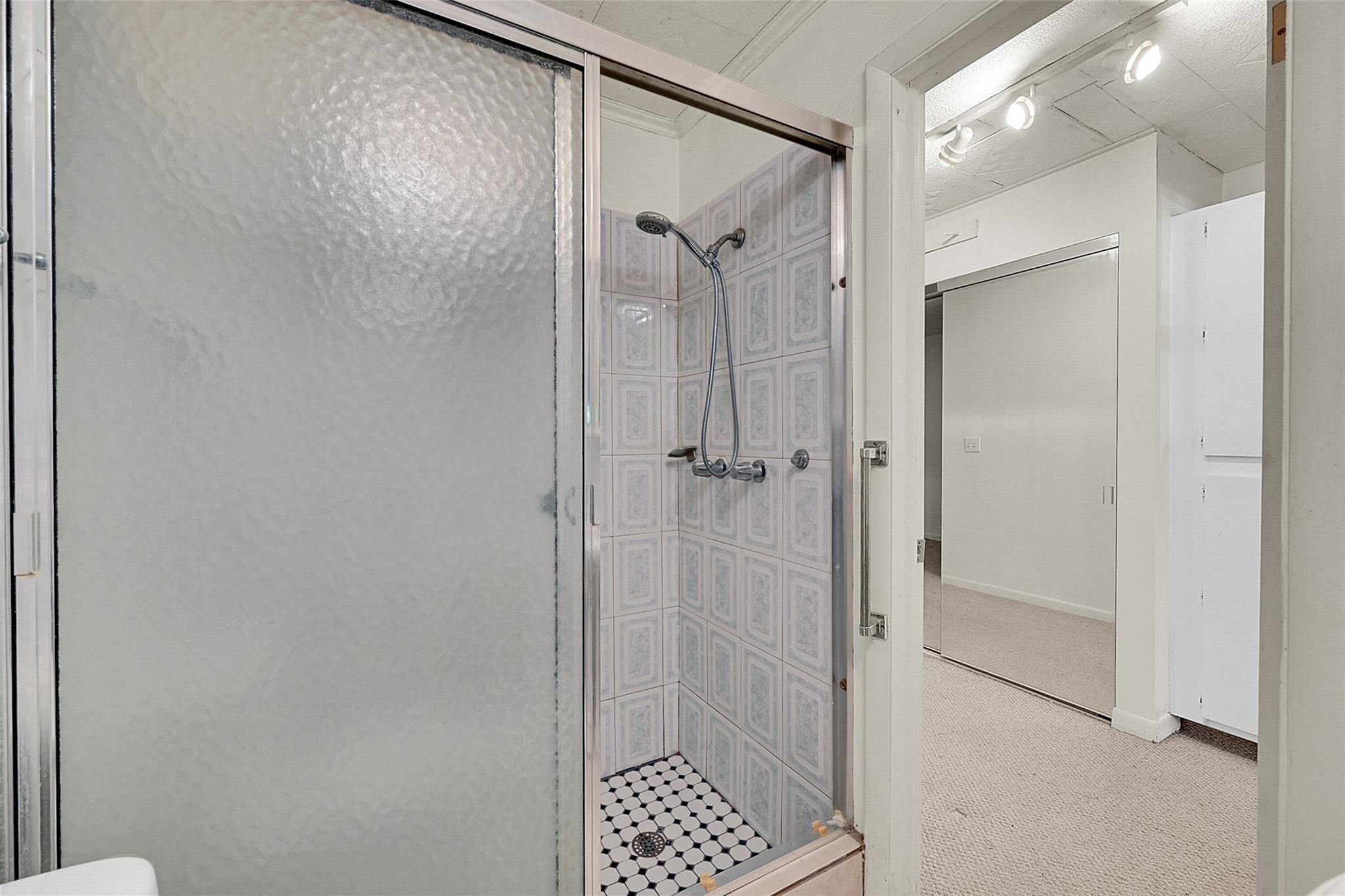 VILLAS AT CARRIAGE HILLS - Residential