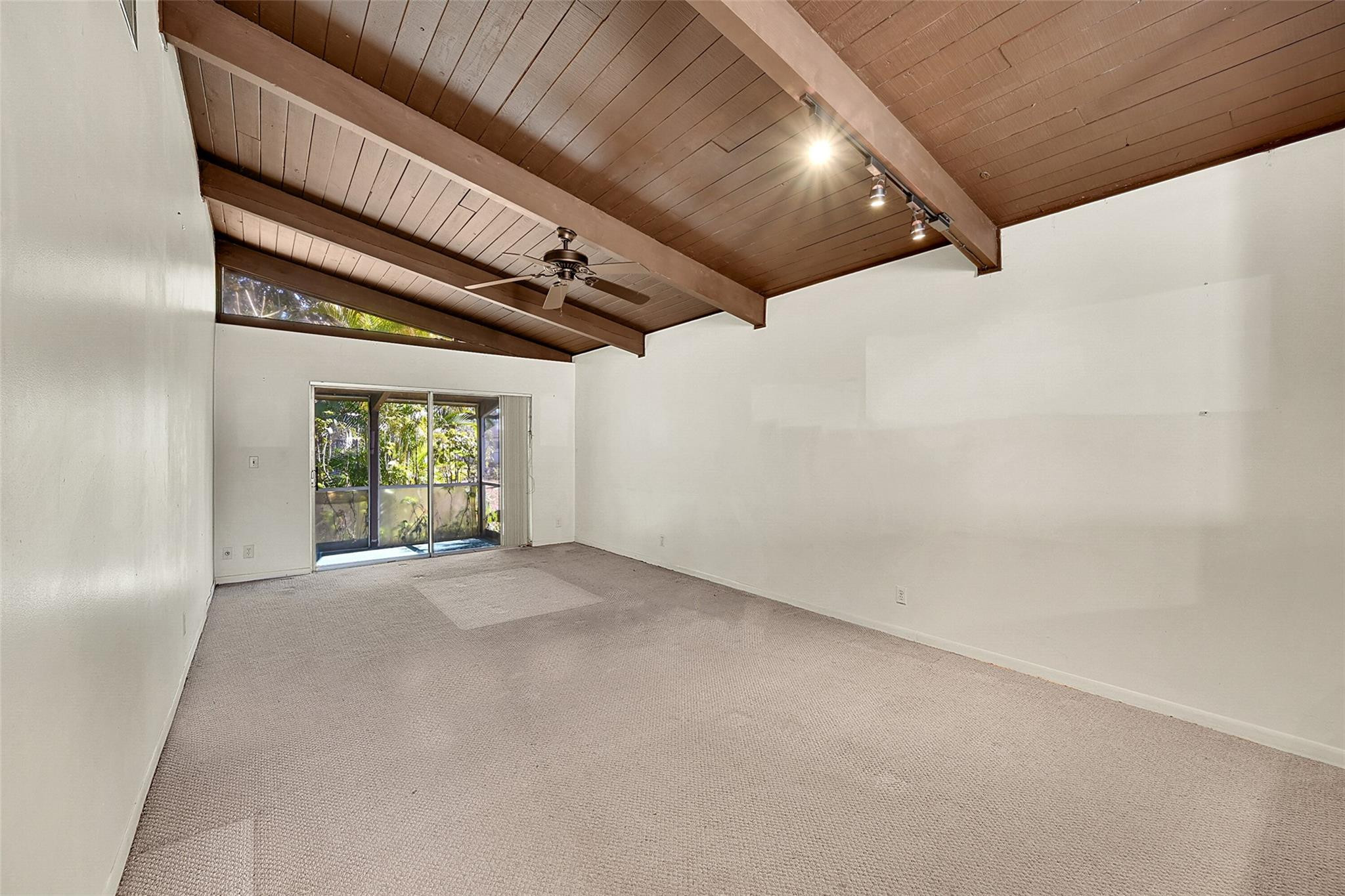 VILLAS AT CARRIAGE HILLS - Residential