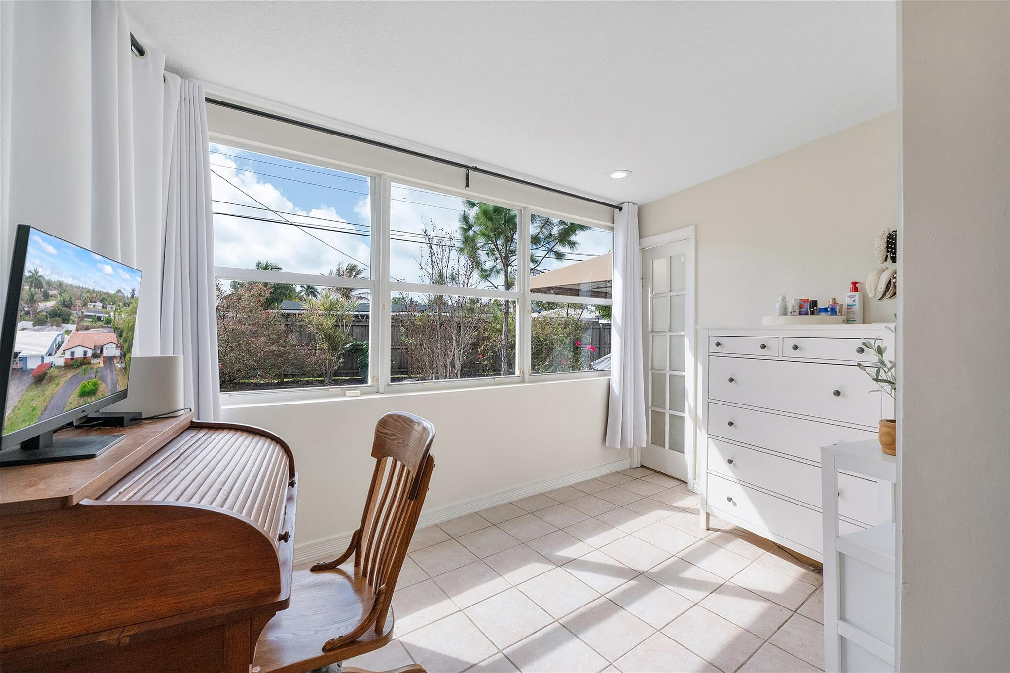 Floranada Ridge Sec A 30- - Residential