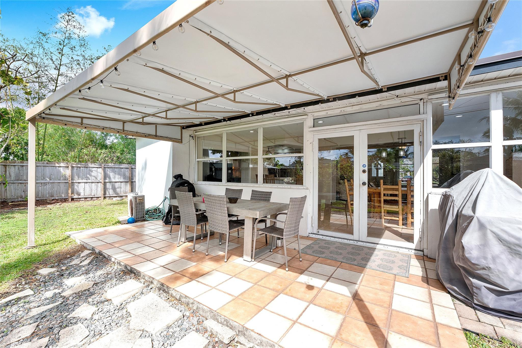 Floranada Ridge Sec A 30- - Residential