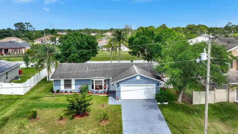 Single Family Residence in Port St Lucie FL 2533 Halissee Street St.jpg