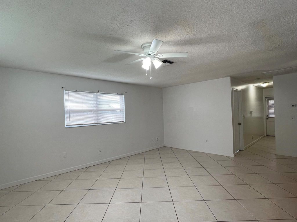 Photo of 2518 SE Harrison Street, Stuart, FL 34997 (MLS # R11010057)