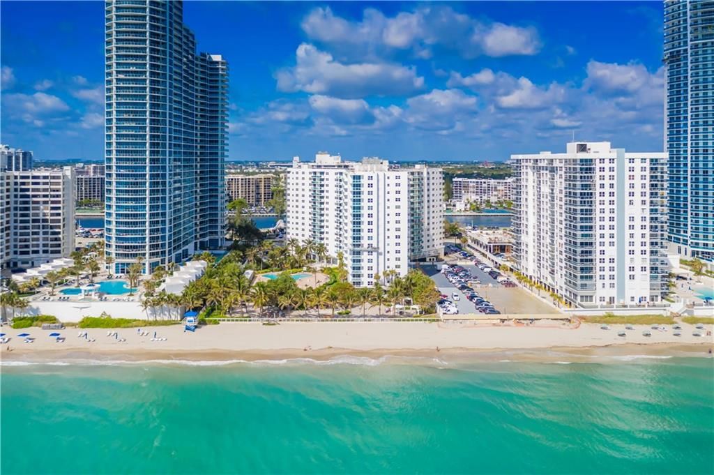 Photo of 3001 S OCEAN DR #429, Hollywood, FL 33019 (MLS # F10288890)