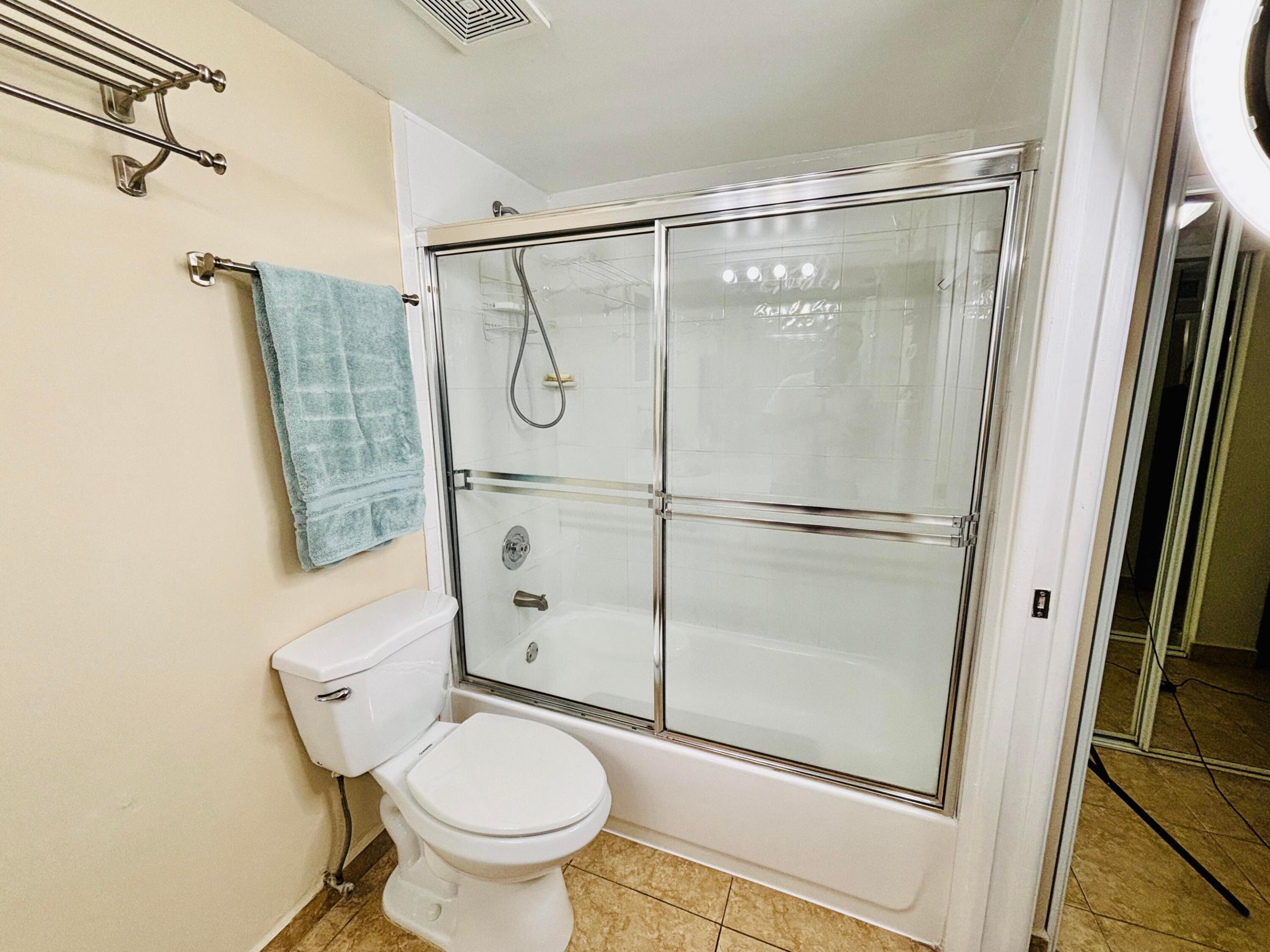 PALM COURT OF MIAMI CONDO - Residential Lease
