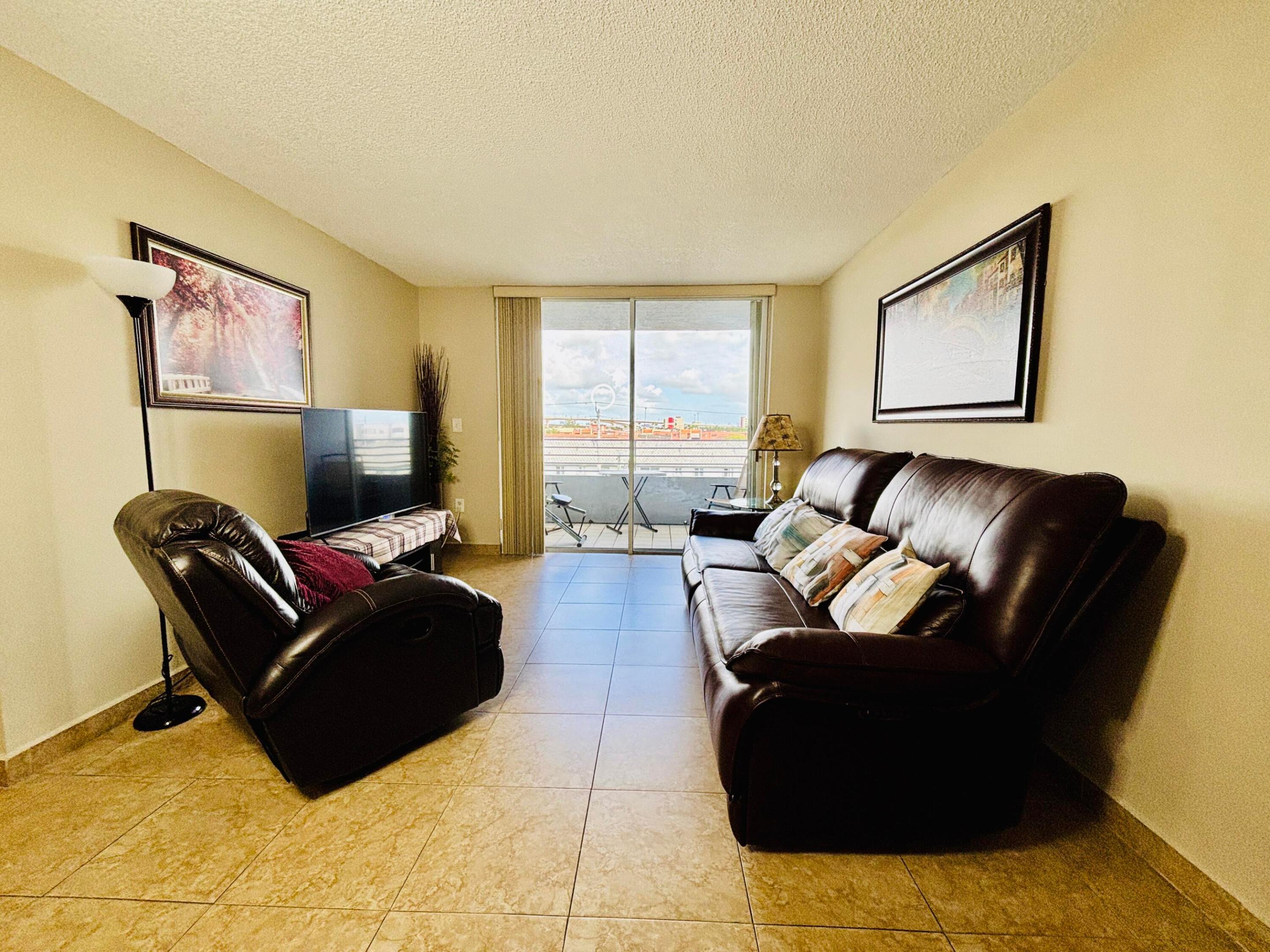 PALM COURT OF MIAMI CONDO - Residential Lease
