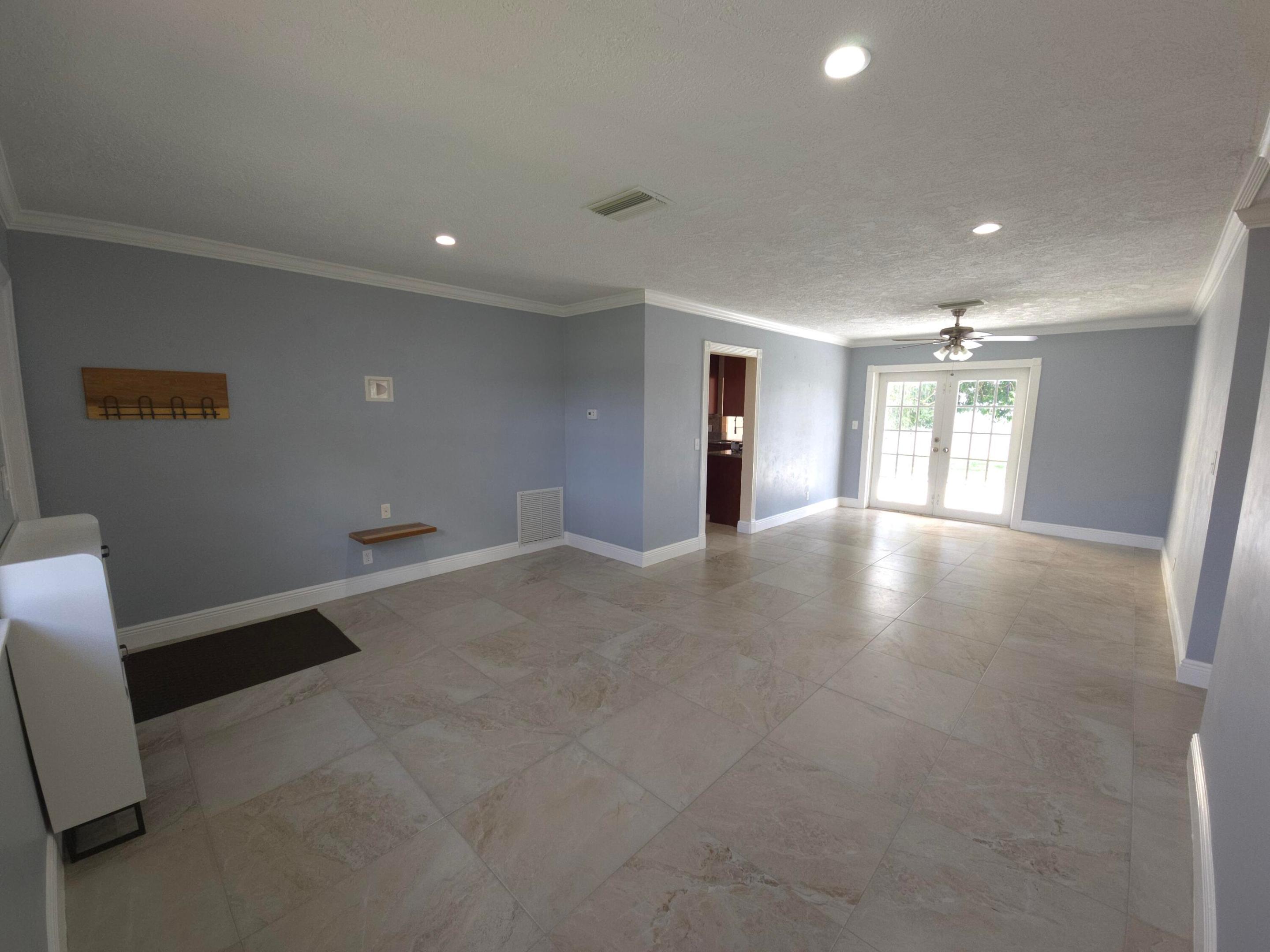 FRANWOOD PINES - Residential