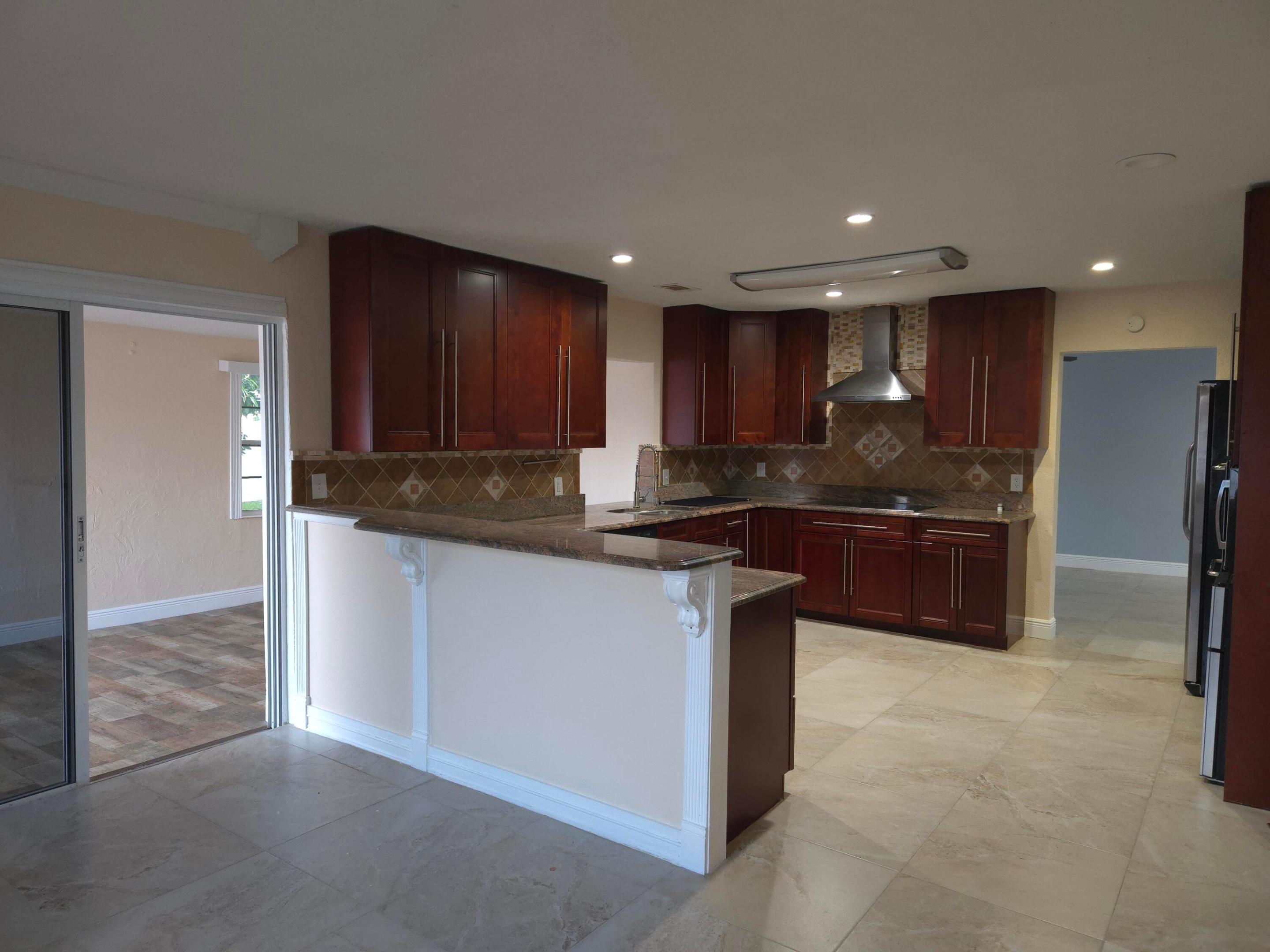 FRANWOOD PINES - Residential