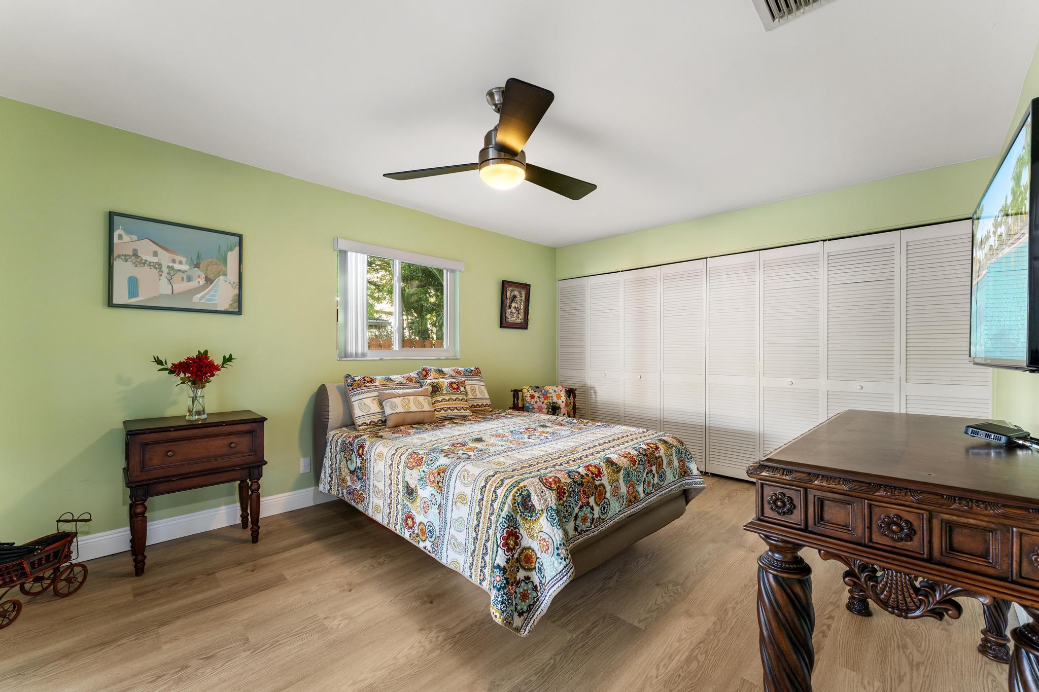 LAKE CLARKE ISLE IN - Residential