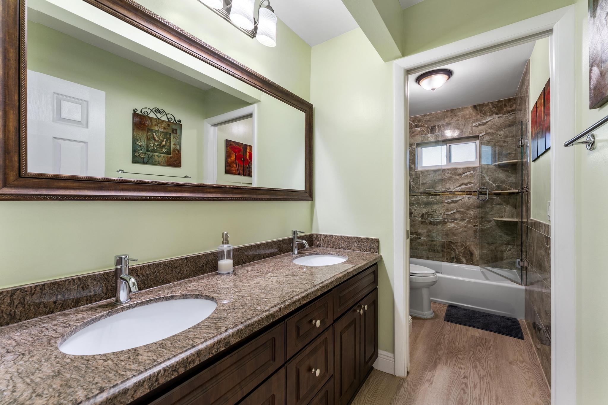 LAKE CLARKE ISLE IN - Residential