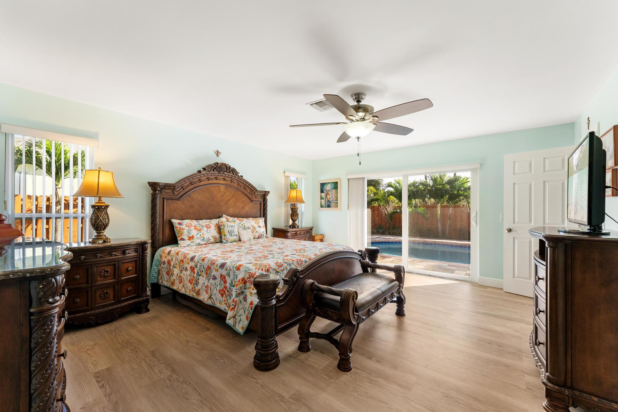 LAKE CLARKE ISLE IN - Residential