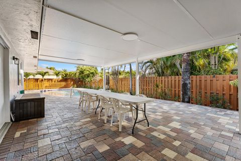 Tiny photo for 7410 Venetian Way, Lake Clarke Shores, FL 33406 (MLS # R11159473)