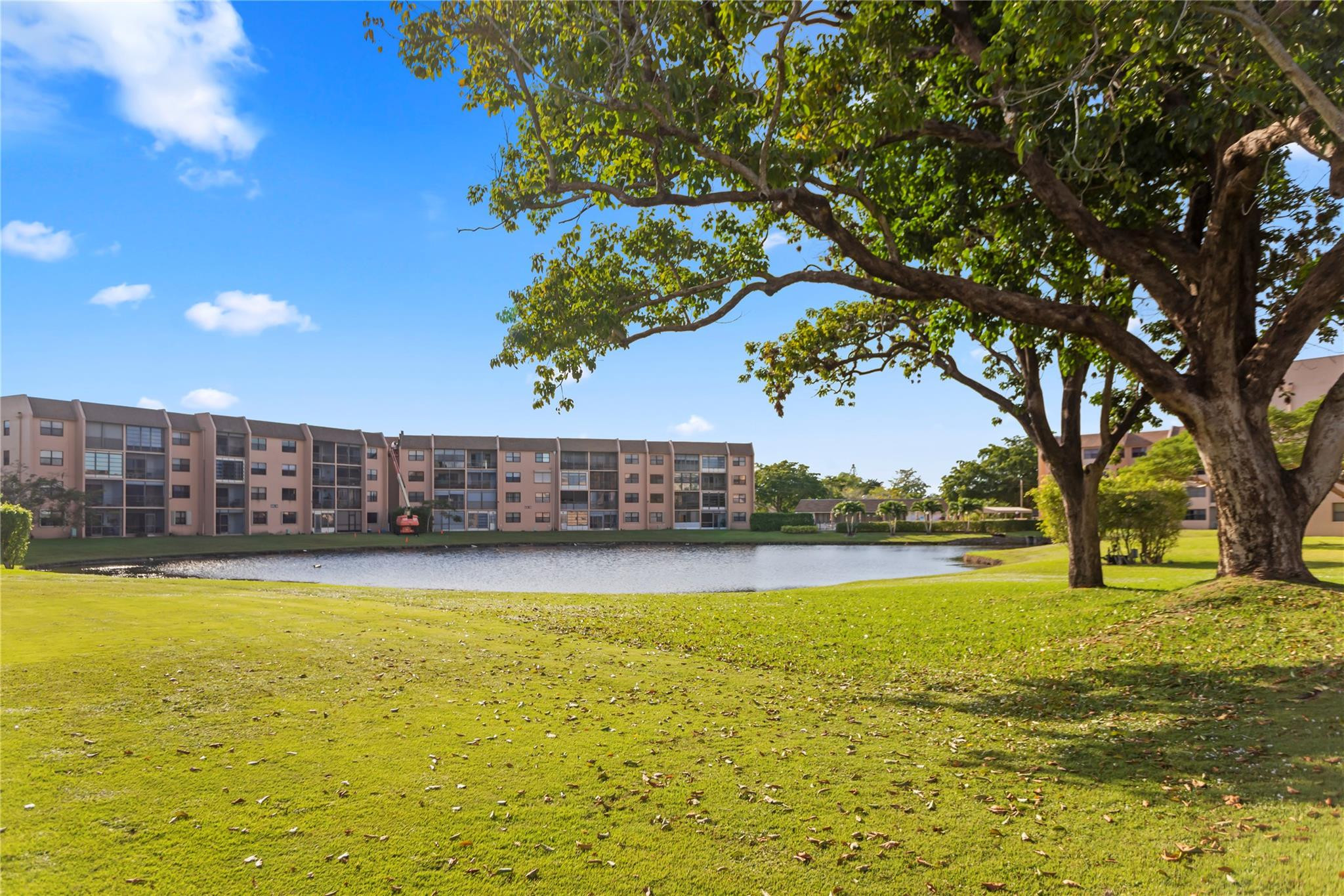 SUNRISE LAKES PHASE 4 - Residential