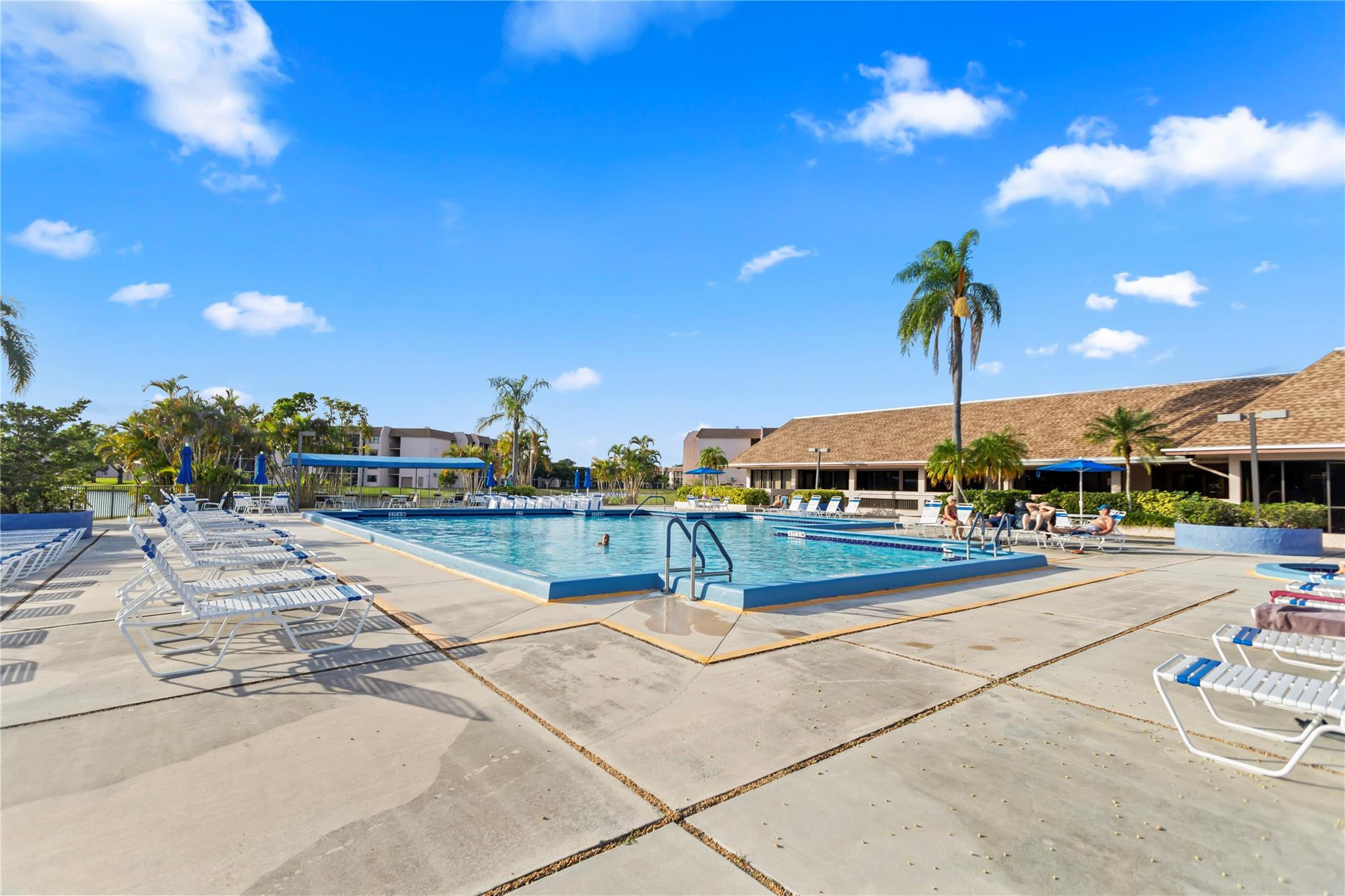 SUNRISE LAKES PHASE 4 - Residential