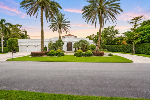 Photo of 2344 Golf Brook Drive, Wellington, FL 33414 (MLS # B26085566)